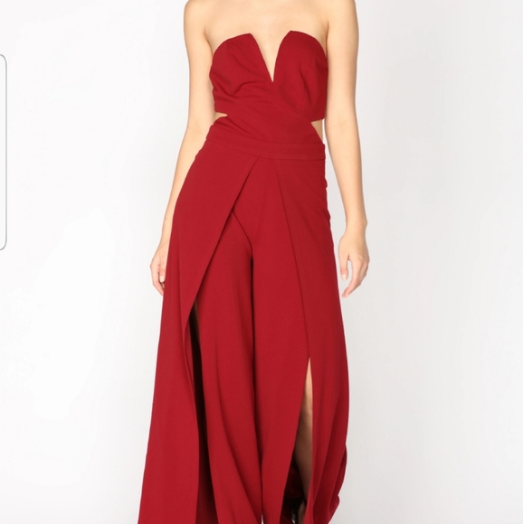 Fashion Nova Other - Fashion Nova Feel It Coming slit jumpsuit XS
